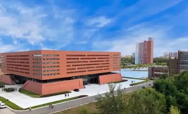 被严重低估的全国重点大学就业率极高二本分数都能考上！