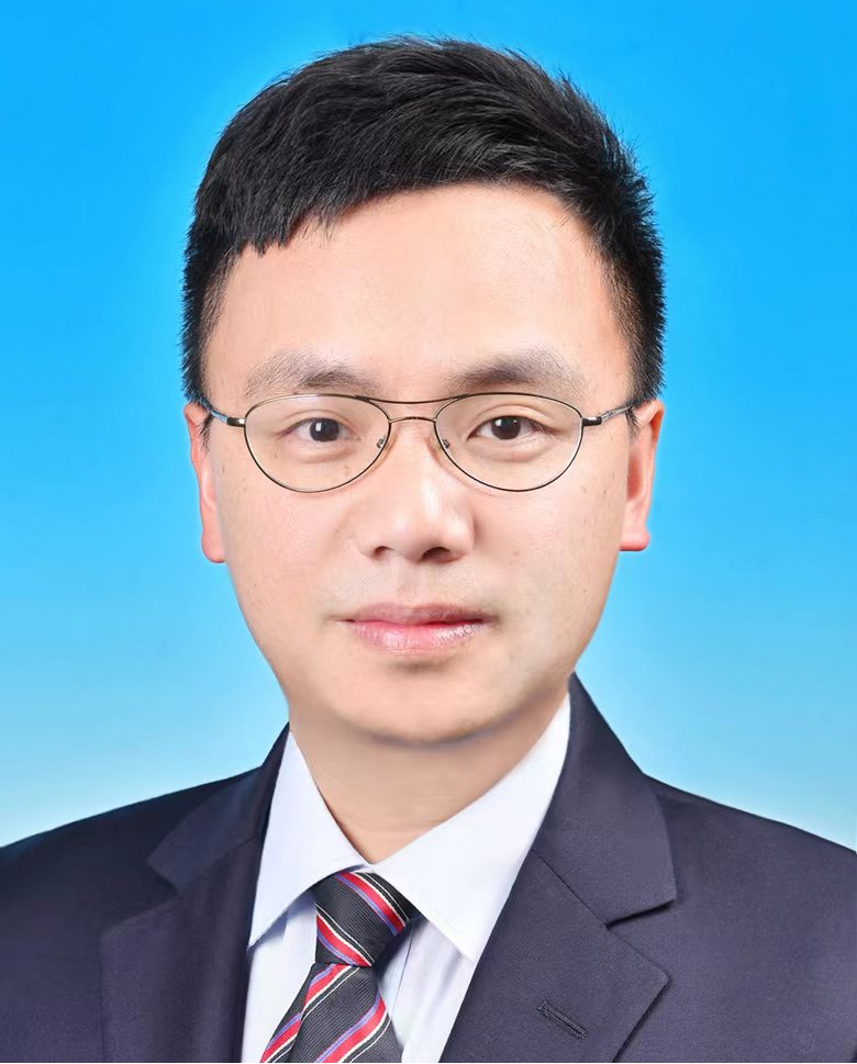 新闻有观点·行业洞察｜今冬最火“平价貂”——摇粒绒靠什么样的黑科技站上时尚前沿？
