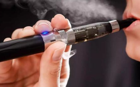 高维一次性电子烟漏油吗